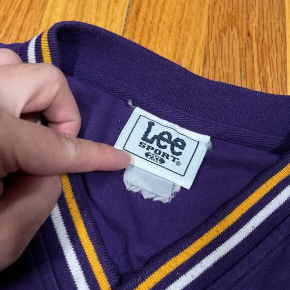 Vintage Lee Sport LSU Louisiana Tigers Purple Embroidered Pullover V-Neck 2XL - Picture 3 of 7